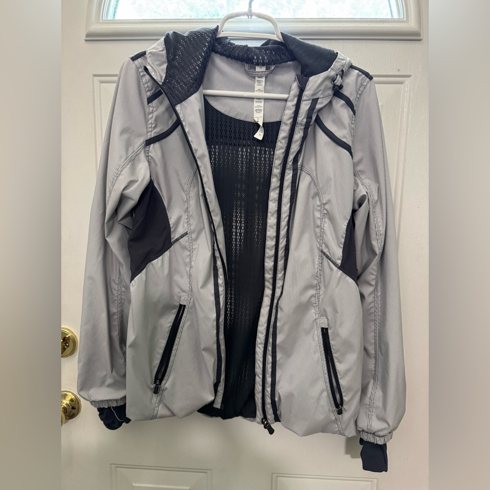 Women’s Lululemon Windbreaker Jacket